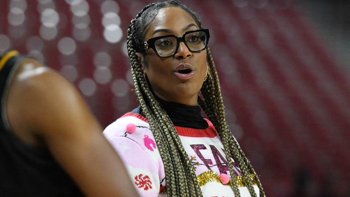 UAPB coach Dawn Thornton against Razorbacks